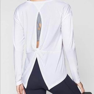 ATHLETA Essence Twist Back Long Sleeve (White)